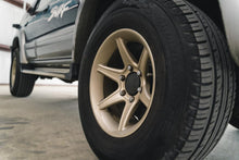 Load image into Gallery viewer, 1996 Toyota Hilux Surf