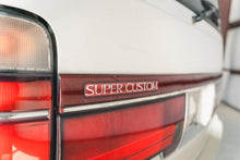 Load image into Gallery viewer, 1996 Toyota Hiace