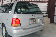 Load image into Gallery viewer, 1996 Honda Odyssey