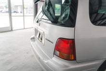 Load image into Gallery viewer, 1996 Honda Odyssey