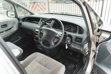 Load image into Gallery viewer, 1996 Honda Odyssey