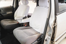 Load image into Gallery viewer, 1996 Honda Odyssey