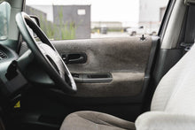 Load image into Gallery viewer, 1996 Honda Odyssey