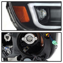 Load image into Gallery viewer, xTune Chevy Colorado 15-17 Halogen Only Projector Headlights - DRL - Black PRO-JH-CCO04-LBDRL-BK