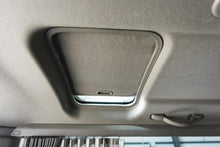 Load image into Gallery viewer, 1996 Toyota Hiace