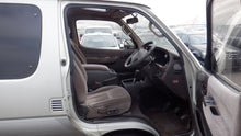 Load image into Gallery viewer, 1996 Toyota Hiace