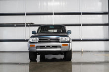 Load image into Gallery viewer, 1996 Toyota Hilux Surf SSR-X