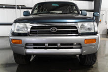 Load image into Gallery viewer, 1996 Toyota Hilux Surf SSR-X