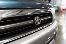 Load image into Gallery viewer, 1996 Toyota Hilux Surf SSR-X