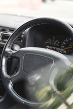 Load image into Gallery viewer, 1995 Nissan Gloria