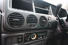 Load image into Gallery viewer, 1997 Honda Stepwgn