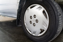 Load image into Gallery viewer, 1997 Honda Stepwgn