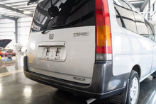 Load image into Gallery viewer, 1997 Honda Stepwgn