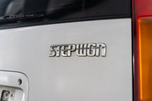 Load image into Gallery viewer, 1997 Honda Stepwgn