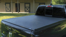 Load image into Gallery viewer, Lund 2022 Toyota Tundra 6.7ft Bed Genesis Tri-Fold Tonneau (w/o Trck Adpt Kt + w/o Trl Spcl Edtn Bx)