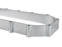 Load image into Gallery viewer, Skunk2 Ultra Series Honda/Acura Silver RACE Intake Manifold 2 Liter Spacer (Inc Gasket & Hardware)
