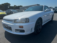 Load image into Gallery viewer, NISSAN SKYLINE 25GT-TURBO