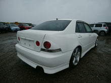 Load image into Gallery viewer, 1999 Toyota Altezza Rs200 Z-Edition
