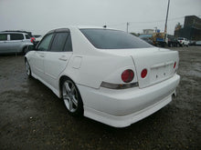 Load image into Gallery viewer, 1999 Toyota Altezza Rs200 Z-Edition
