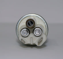 Load image into Gallery viewer, Walbro OE Replacement Fuel Pump Kit
