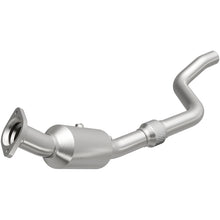 Load image into Gallery viewer, MagnaFlow Conv DF 05 Chrysler 300 C V8 5.7L
