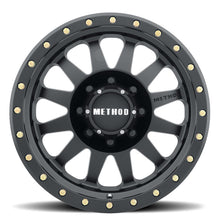 Load image into Gallery viewer, Method MR304 Double Standard 18x9 -12mm Offset 8x6.5 130.81mm CB Matte Black Wheel
