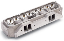 Load image into Gallery viewer, Edelbrock Big-Block Chrysler Victor B/Rb Heads w/ Valves
