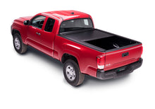 Load image into Gallery viewer, Retrax 07-up Tundra CrewMax 5.5ft Bed RetraxONE MX
