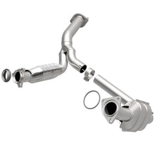 Load image into Gallery viewer, MagnaFlow Conv DF 07-09 Chevy/GMC Silverado/Suburban/Sierra/Tahoe/Yukon
