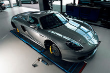 Load image into Gallery viewer, KW 04-05 Porsche Carrera GT Special Edition HLS4 V5 Coilover Kit w/ Red &amp; Blue Springs
