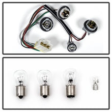 Load image into Gallery viewer, Xtune Nissan Hardbody Pickup/D21 1986-1997 Tail Lights OEM ALT-JH-NP86-OE-RC
