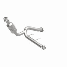 Load image into Gallery viewer, Magnaflow Conv DF 2009-2010 F-150 4.6 L Underbody
