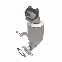 Load image into Gallery viewer, Magnaflow 14-16 Ram ProMaster 1500/2500/3500 V6 3.6L CARB Compliant DirectFit Catalytic Converter
