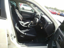 Load image into Gallery viewer, 1998 Nissan Skyline GTT
