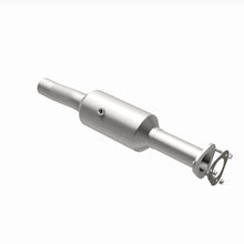 Load image into Gallery viewer, MagnaFlow 16-19 Ford E-450 Super Duty Base V10 6.8L Underbody Direct-Fit Catalytic Converter
