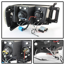 Load image into Gallery viewer, Spyder Dodge Ram 1500 02-05 03-05 Projector Headlights CCFL Halo LED Blk Smke PRO-YD-DR02-CCFL-BSM
