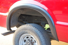 Load image into Gallery viewer, Lund 99-07 Ford F-250 SX-Sport Style Textured Elite Series Fender Flares - Black (2 Pc.)
