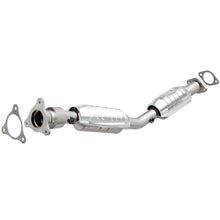 Load image into Gallery viewer, MagnaFlow Conv DF 05-07 Chevy Cobalt/06-07 HHR / 07 Pontiac G5 / 05-07 Saturn Ion/06-07 Ion-2/Ion-3
