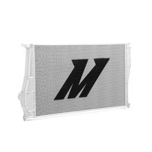 Load image into Gallery viewer, Mishimoto 2006-2013 BMW 335i/135i (Manual) Performance Aluminum Radiator
