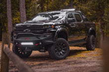 Load image into Gallery viewer, EGR 19-23 Chevrolet Silverado/Gmc Sierra 1500 Bolt-On Look Body Side Molding 4Pc Set Extended Cab
