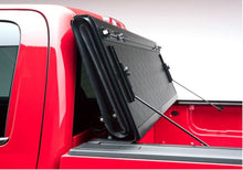 Load image into Gallery viewer, BAK 2020 Jeep Gladiator 5ft Bed BAKFlip F1
