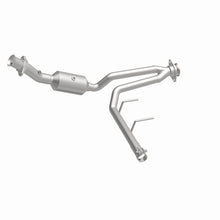 Load image into Gallery viewer, MagnaFlow 18-20 Ford F-150 V6 3.3L Right Underbody Direct-Fit Catalytic Converter
