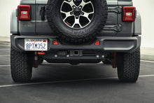 Load image into Gallery viewer, DV8 Offroad 20-22 Jeep Wrangler JL (3.0L Diesel) Rear Diff Skid Plate for Dana 44
