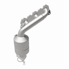 Load image into Gallery viewer, Magnaflow Conv DF 04-08 Grand Vitara V6 2.7L PS
