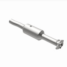 Load image into Gallery viewer, MagnaFlow 09-10 Ford F-550 Super Duty V10 6.8L Rear Underbody Direct Fit Catalytic Converter
