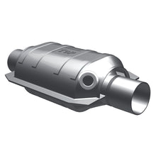 Load image into Gallery viewer, MagnaFlow Conv Univ 2.00inch 1-O2 Rear 50 State
