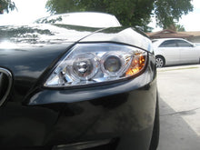 Load image into Gallery viewer, Spyder BMW Z4 03-08 Projector Headlights Halogen Model Only - LED Halo Chrome PRO-YD-BMWZ403-HL-C
