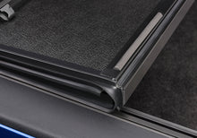 Load image into Gallery viewer, BAK 00-11 Dodge Dakota 5ft 3in Bed BAKFlip G2
