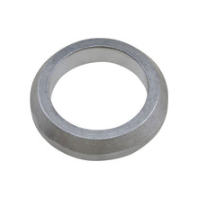 Load image into Gallery viewer, Yukon Gear Axle Bearing Retainer for 565904 Bearing
