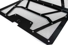 Load image into Gallery viewer, Agency Power 14-18 Polaris RZR XP 1000 / XP Turbo Vented Engine Cover - Gloss Black/Gloss Black Mesh
